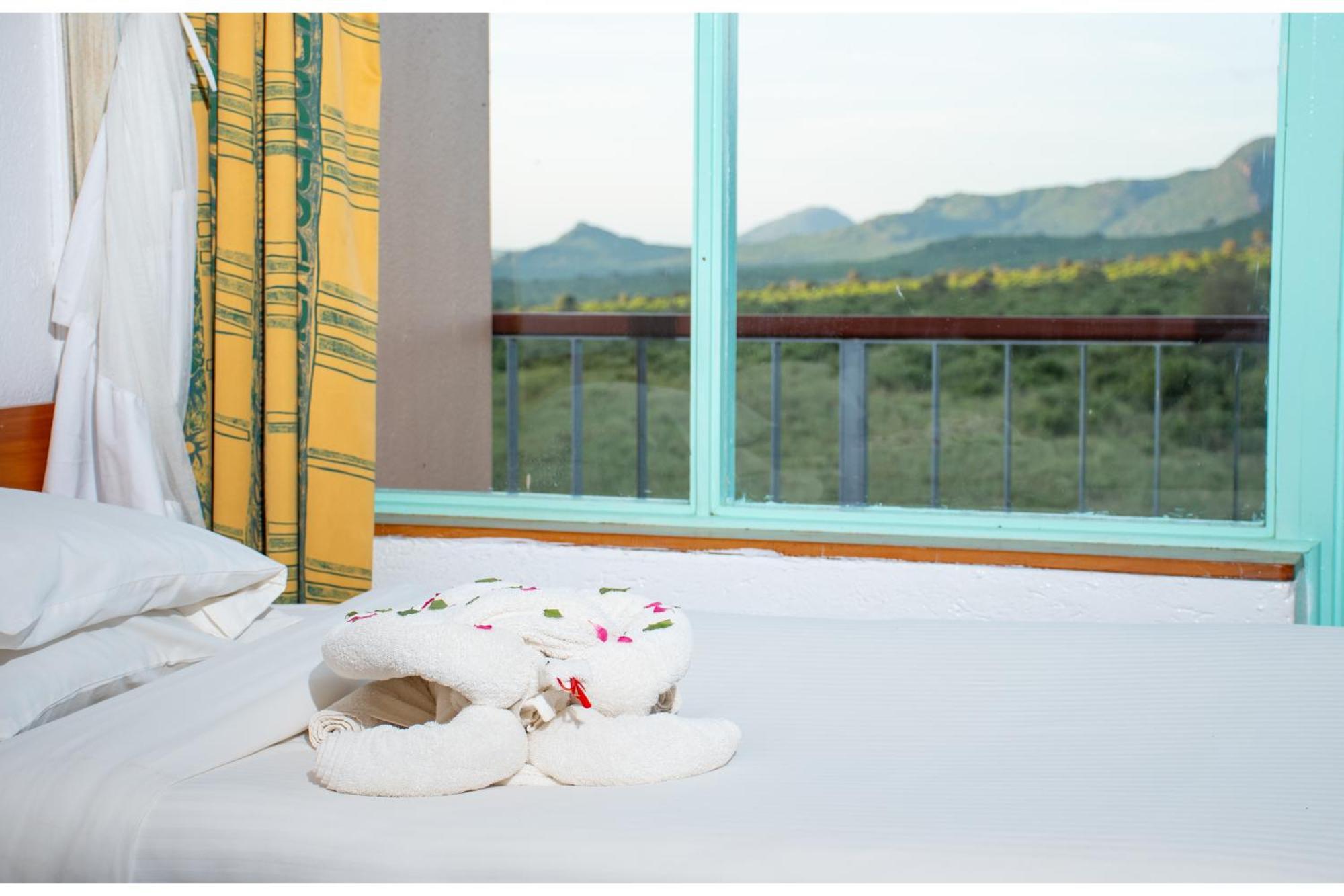 Ngulia Safari Lodge Ithumba Εξωτερικό φωτογραφία