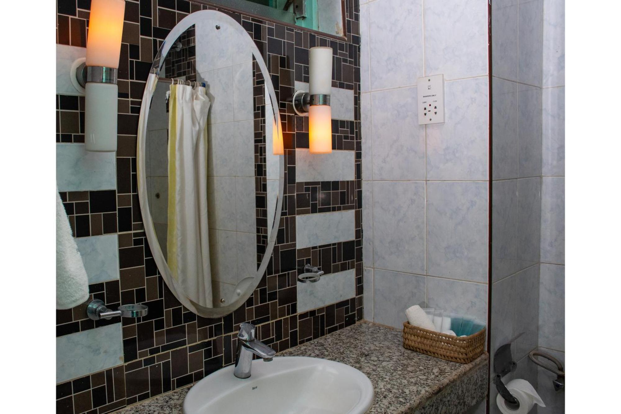 Ngulia Safari Lodge Ithumba Εξωτερικό φωτογραφία
